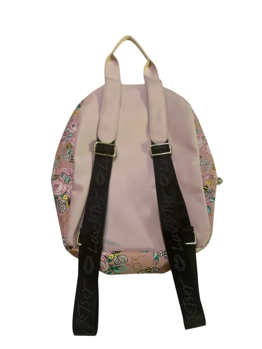 Betsey Johnson style profile